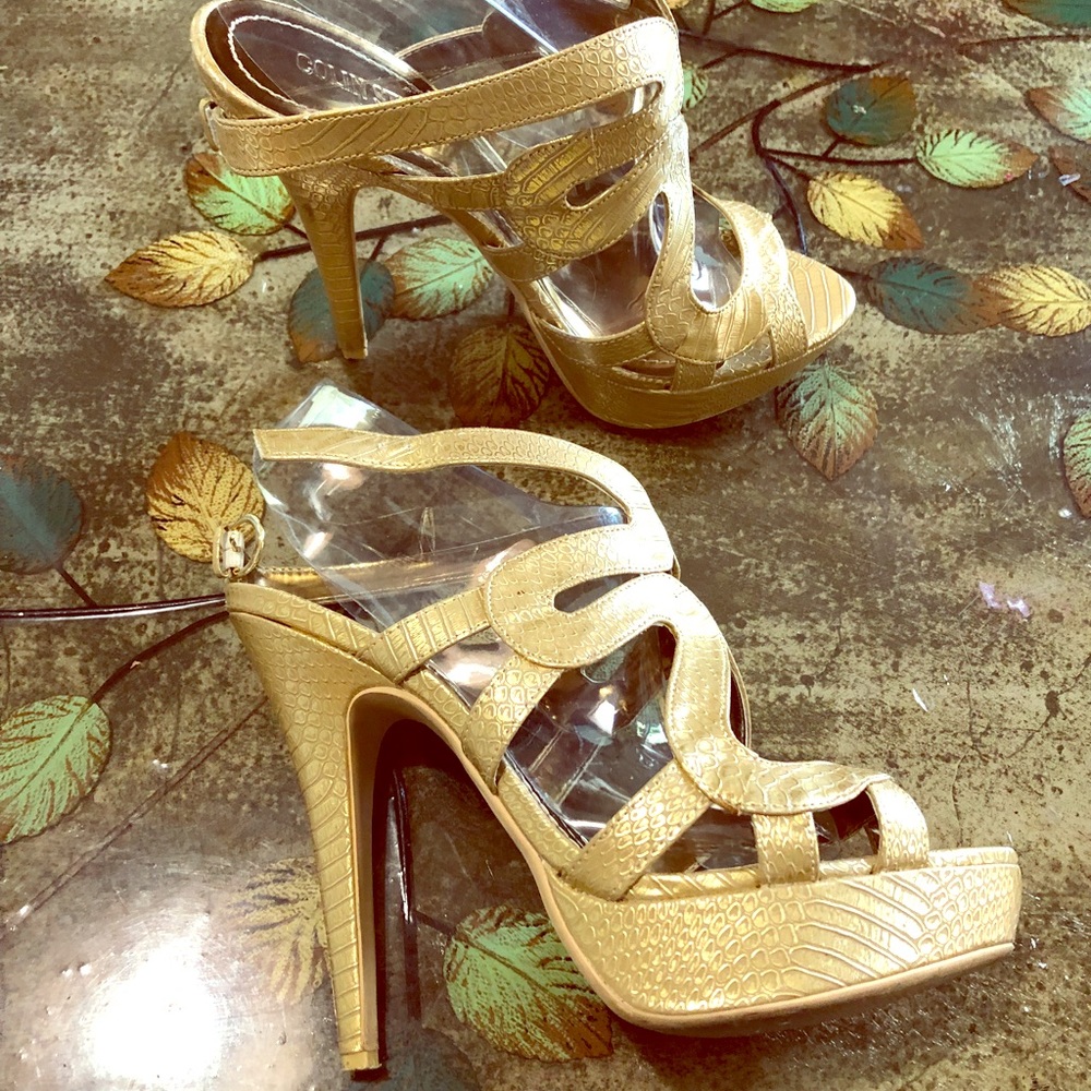 Sexy, Gold, python print heel🔥🔥💛💛